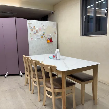 Hao Guesthouse In Hongdae